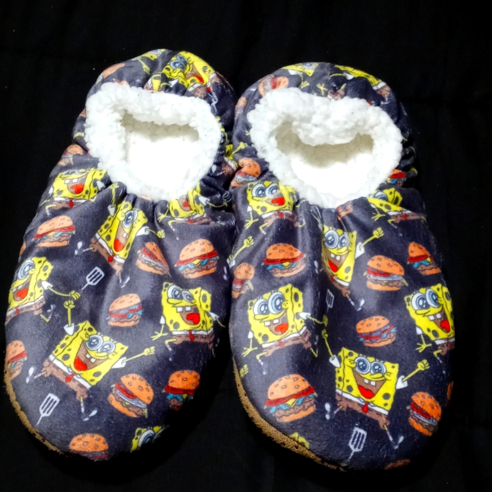 🚫SOLD🚫Mens Spongebob slippers